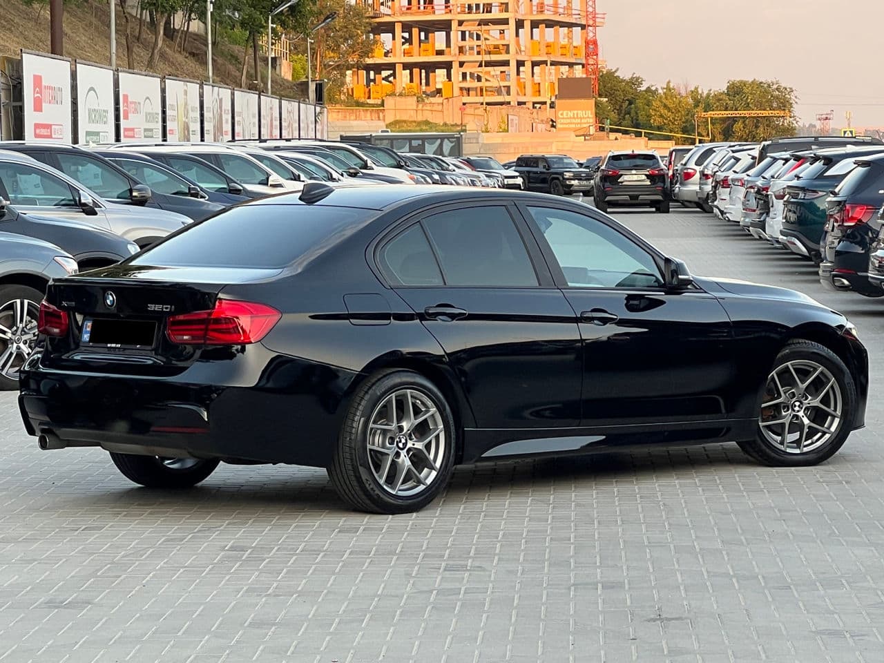 2018 BMW 320 — Miniatură 3