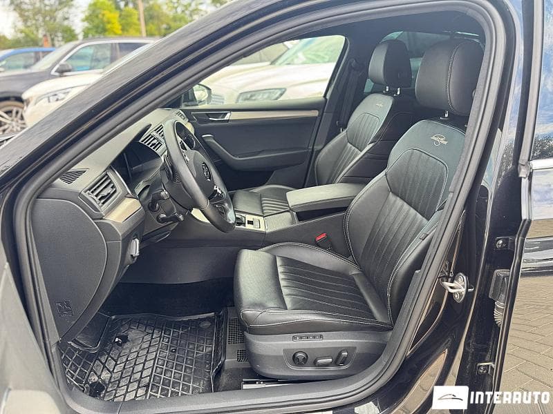 2020 Skoda Superb — Miniatură 5