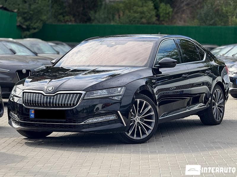2020 Skoda Superb — Miniatură 2