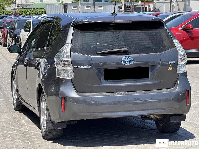 2013 Toyota Prius Plus / V — Miniatură 2