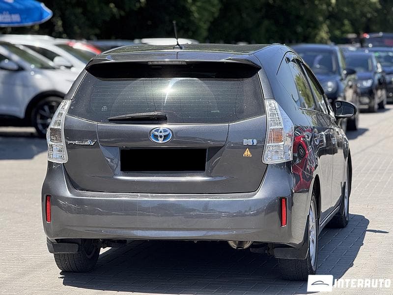 2013 Toyota Prius Plus / V — Miniatură 4