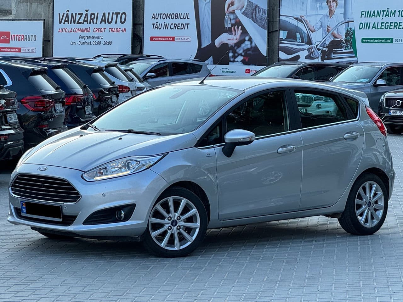 2015 Ford Fiesta — Miniatură 2