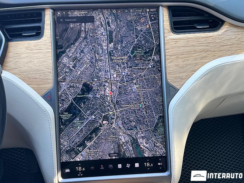 Tesla Model S 2018 — Миниатюра 15
