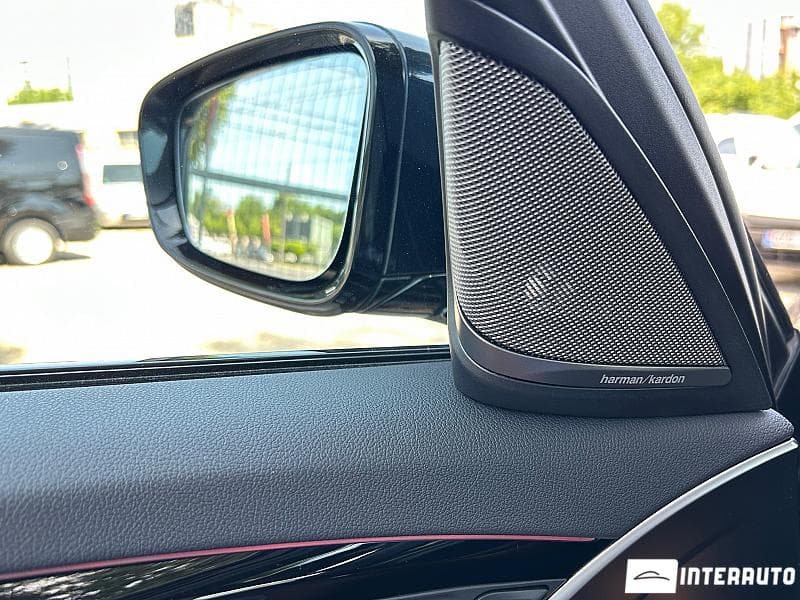 2021 BMW 530e — Miniatură 19