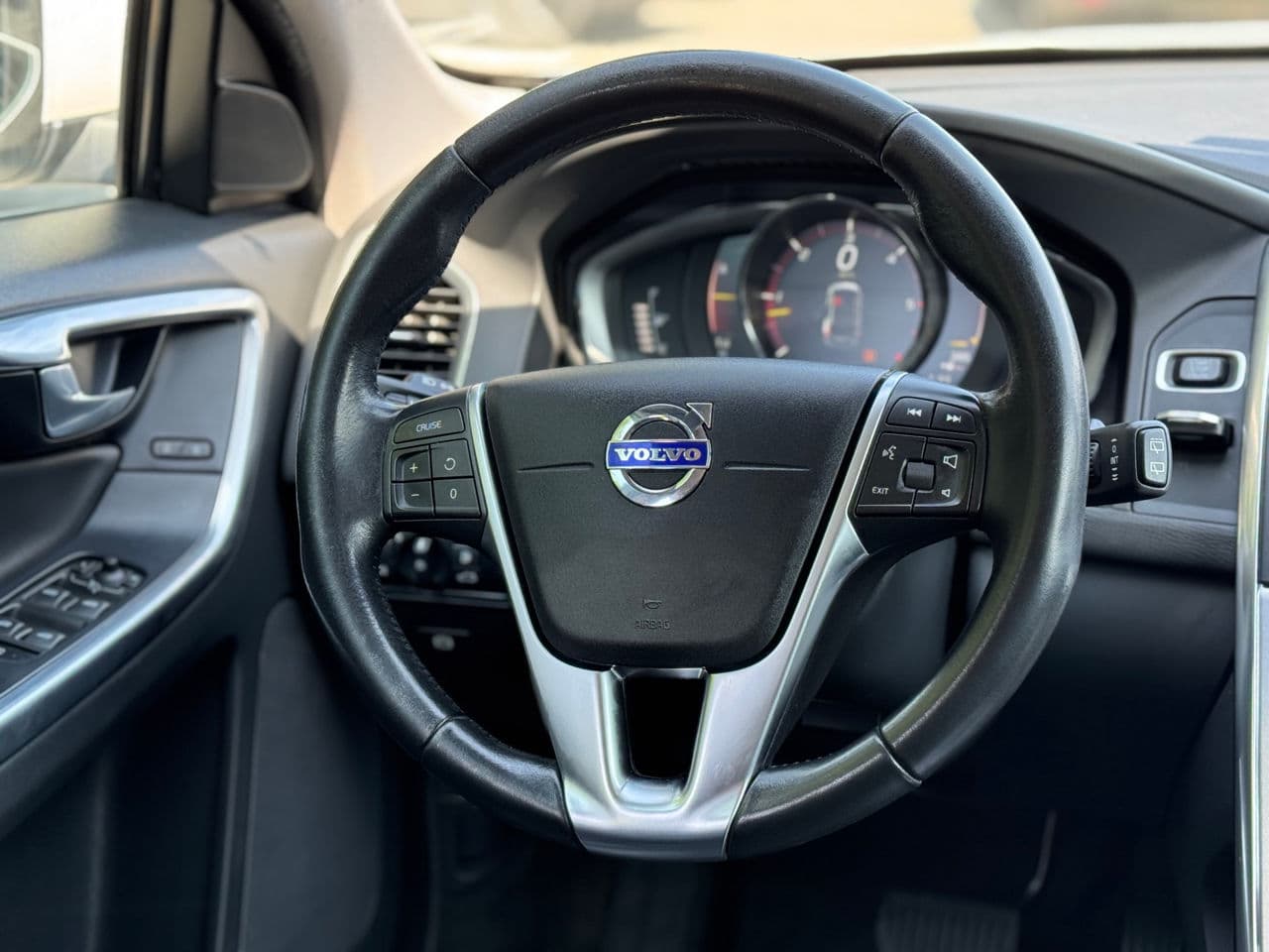 2017 Volvo XC 60 — Miniatură 12