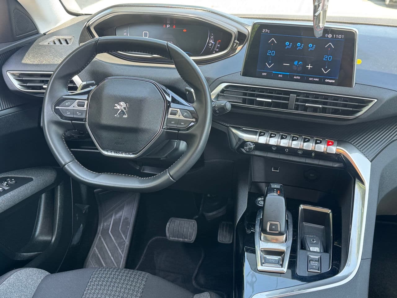 2022 Peugeot 3008 — Miniatură 10