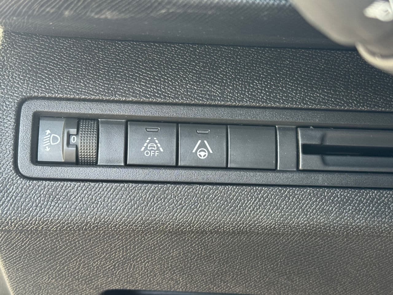 2022 Peugeot 3008 — Miniatură 15