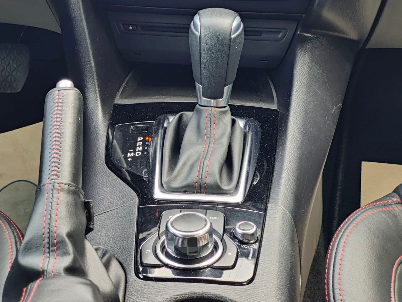Mazda 3 2017 — Миниатюра 15