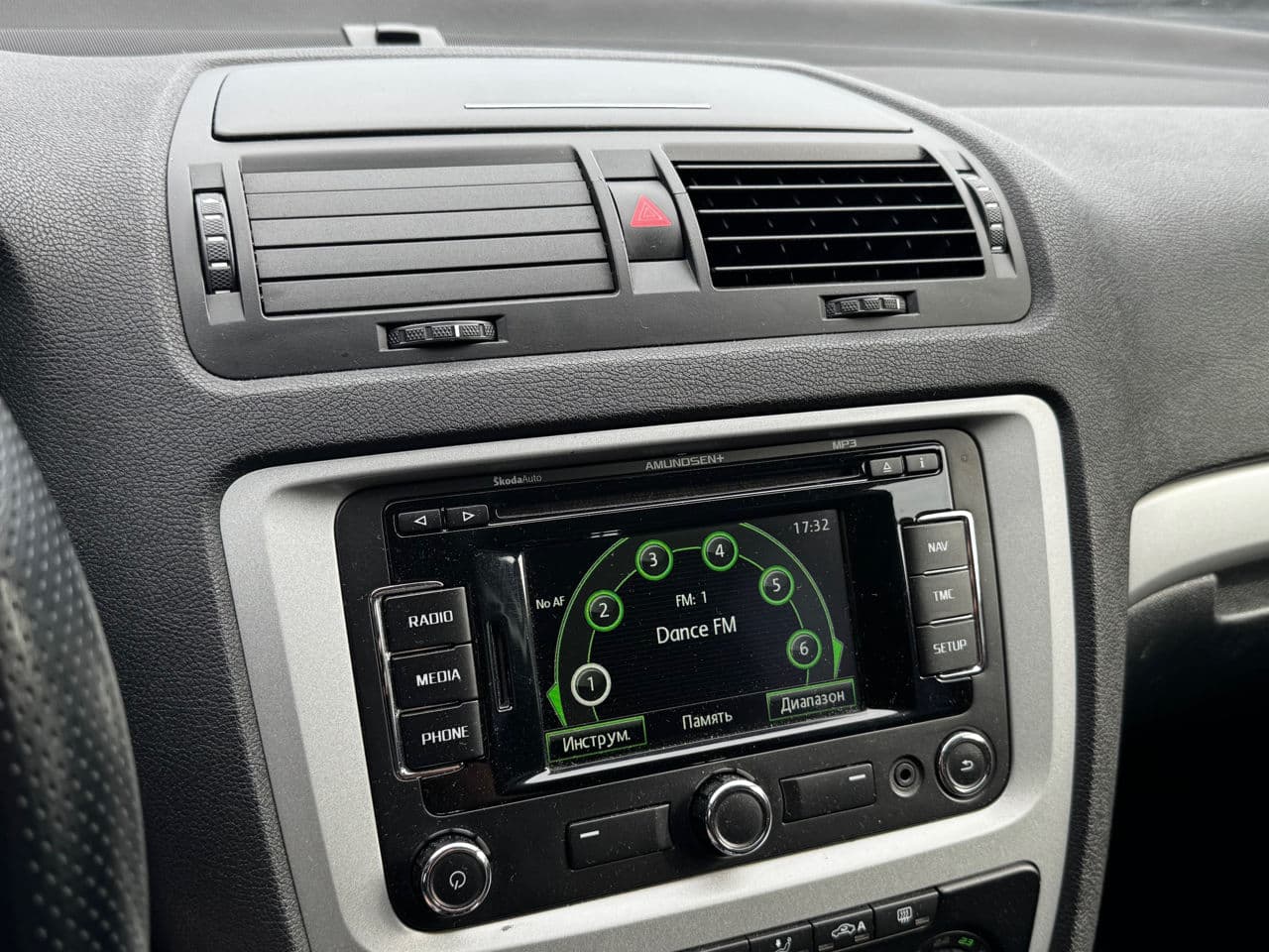 Skoda Octavia 2012 — Миниатюра 12