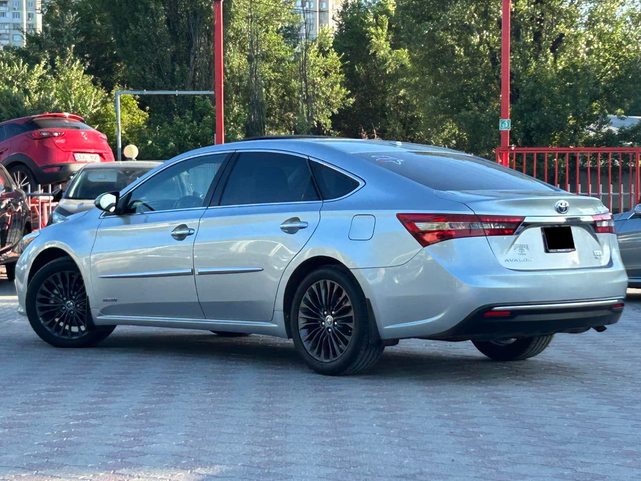 2015 Toyota Avalon — Miniatură 2