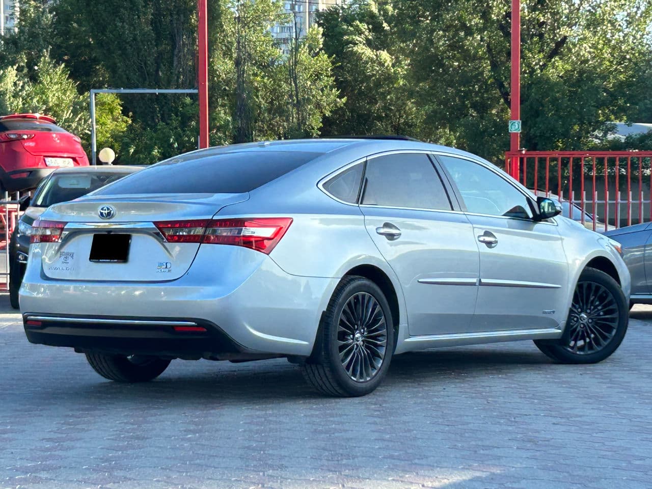 2015 Toyota Avalon — Miniatură 3