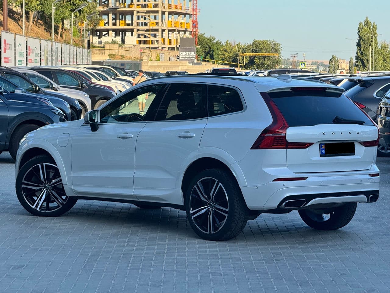 2017 Volvo XC 60 — Miniatură 4
