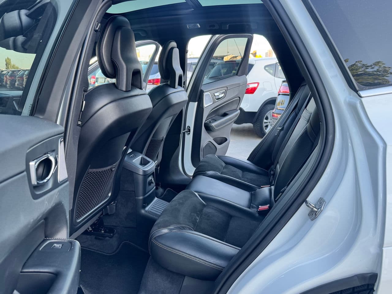 2017 Volvo XC 60 — Miniatură 14