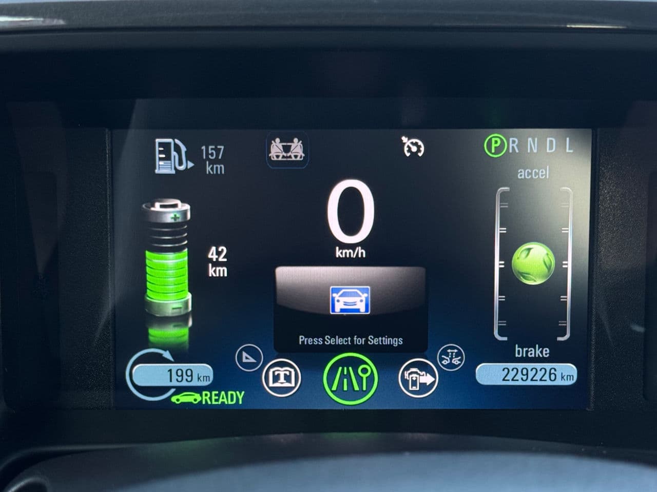 Opel Ampera 2012 — Миниатюра 8