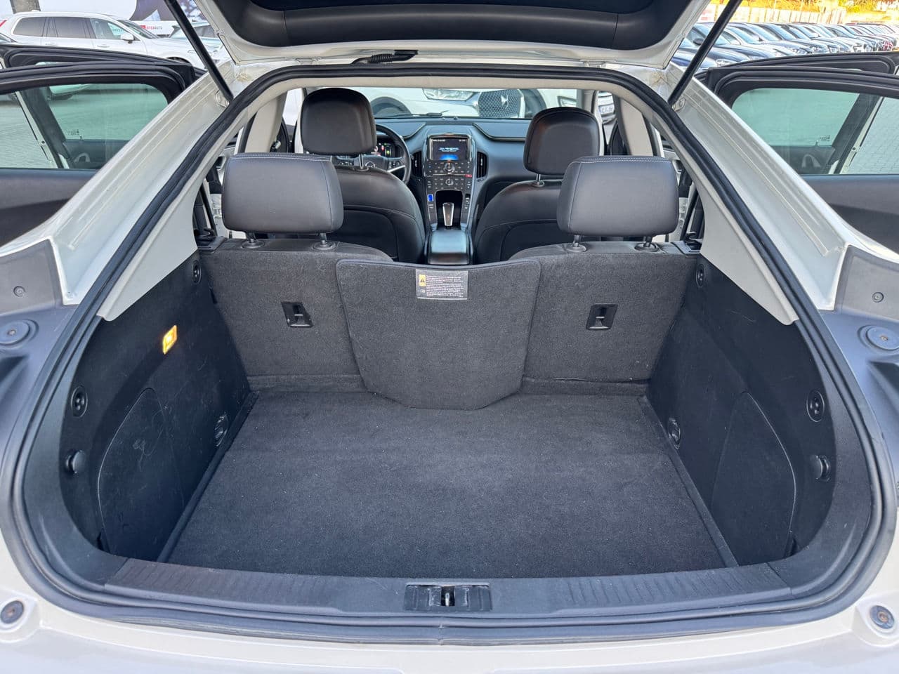 Opel Ampera 2012 — Миниатюра 20