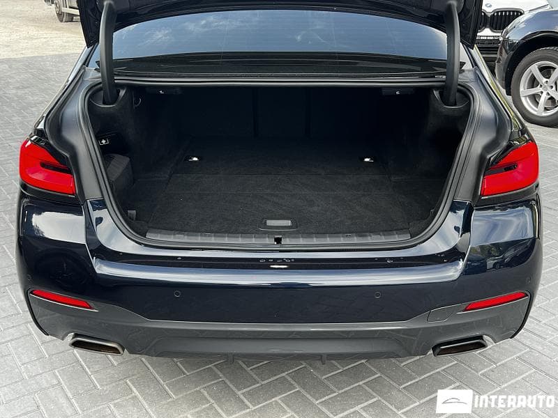 2021 BMW 545e — Miniatură 20