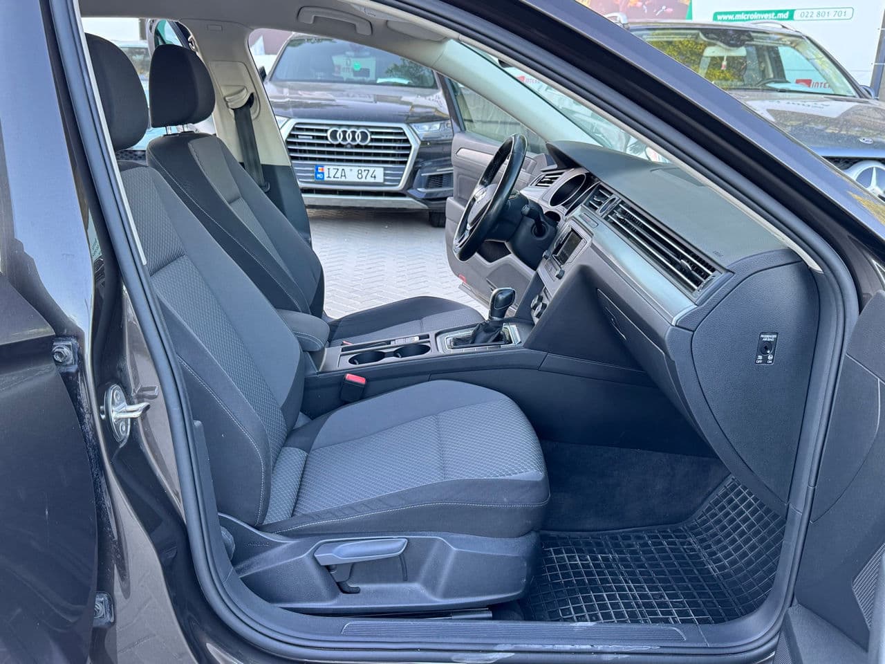 2017 Volkswagen Passat — Miniatură 15