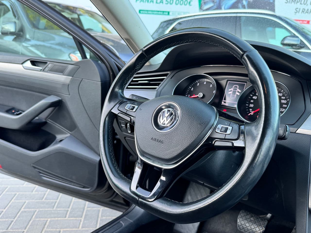 2017 Volkswagen Passat — Miniatură 7