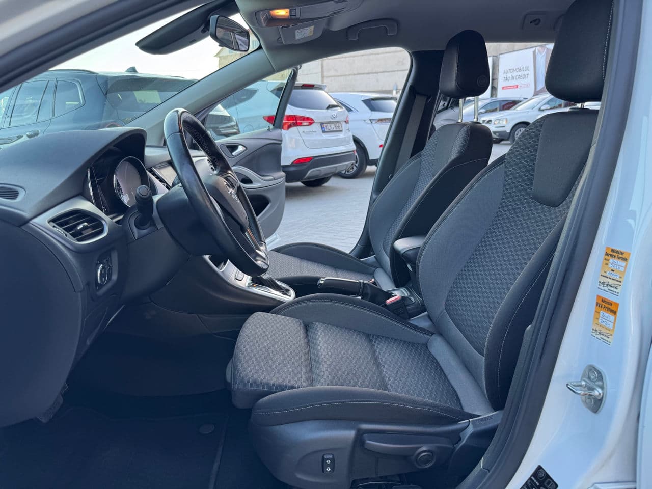 2021 Opel Astra — Miniatură 5