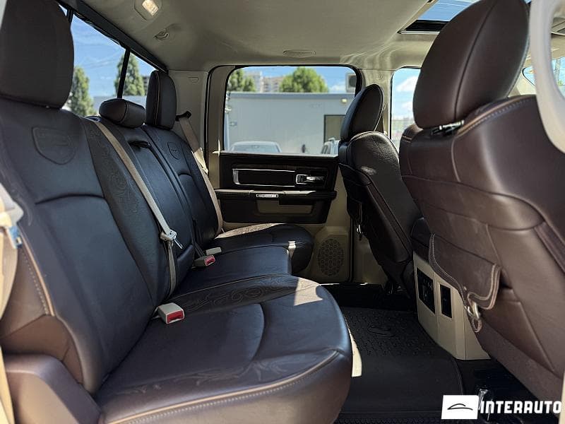 2015 Dodge RAM — Miniatură 10