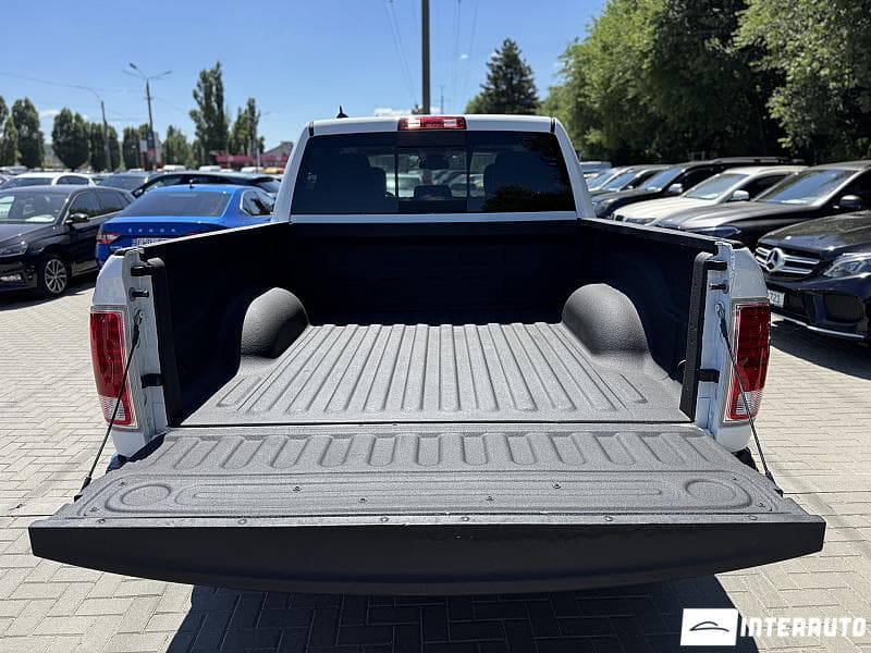 2015 Dodge RAM — Miniatură 5