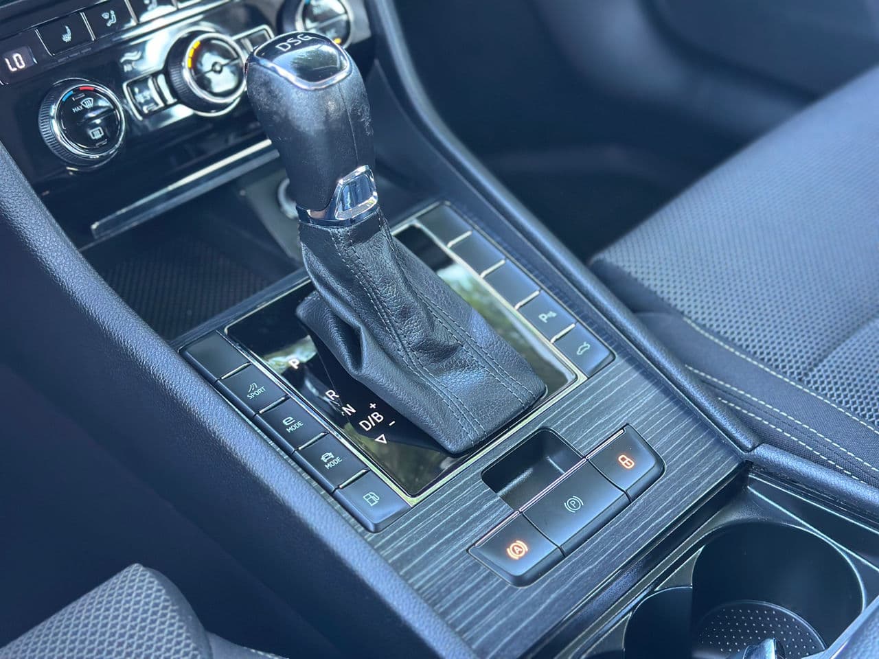 2020 Skoda Superb — Miniatură 13