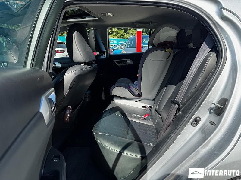 Lexus CT 200h 2013 — Миниатюра 8
