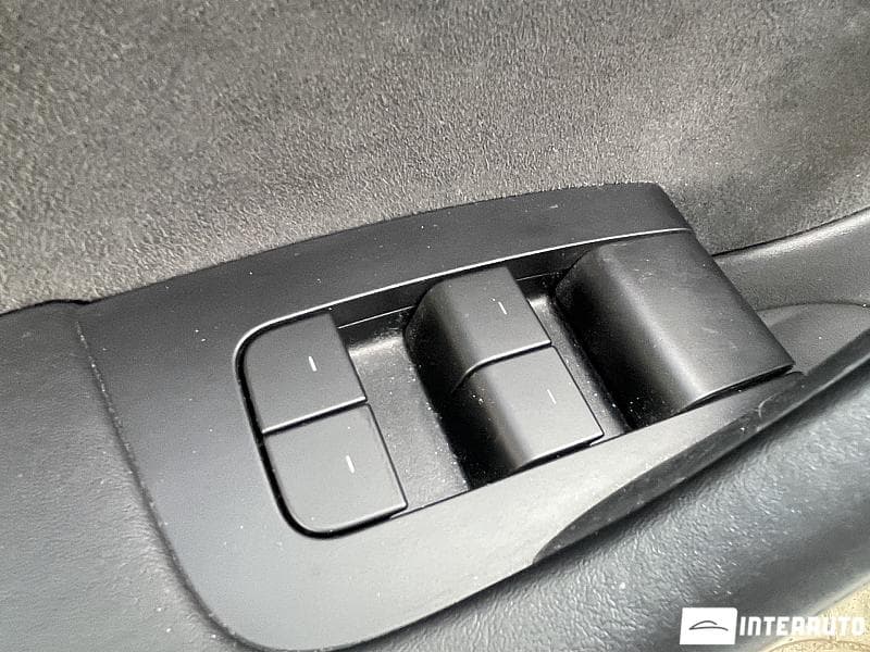 2021 Tesla Model 3 — Miniatură 5