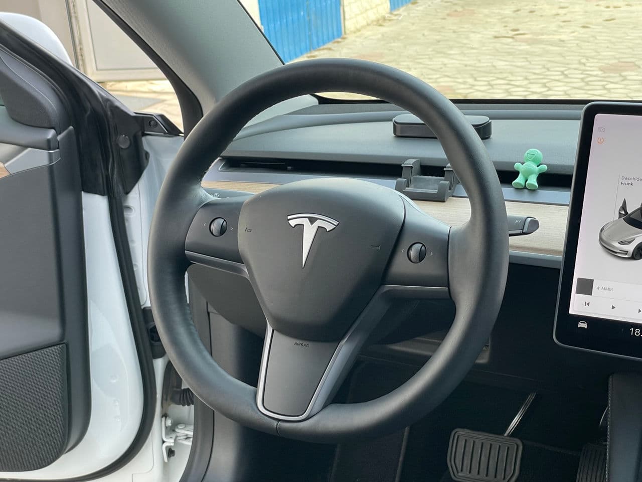 2021 Tesla Model 3 — Miniatură 9