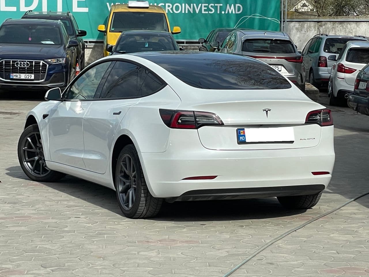 2021 Tesla Model 3 — Miniatură 4