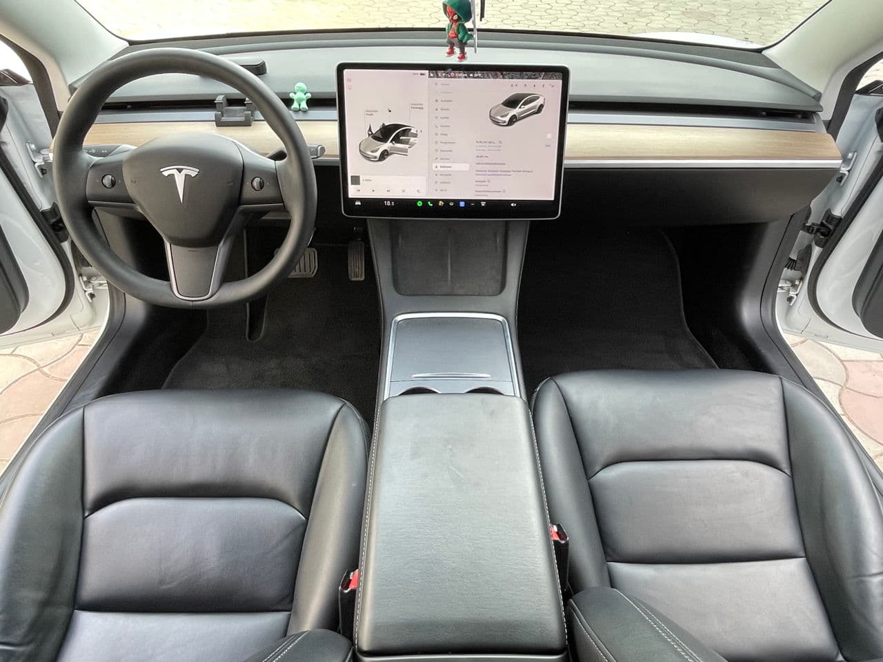 2021 Tesla Model 3 — Miniatură 8