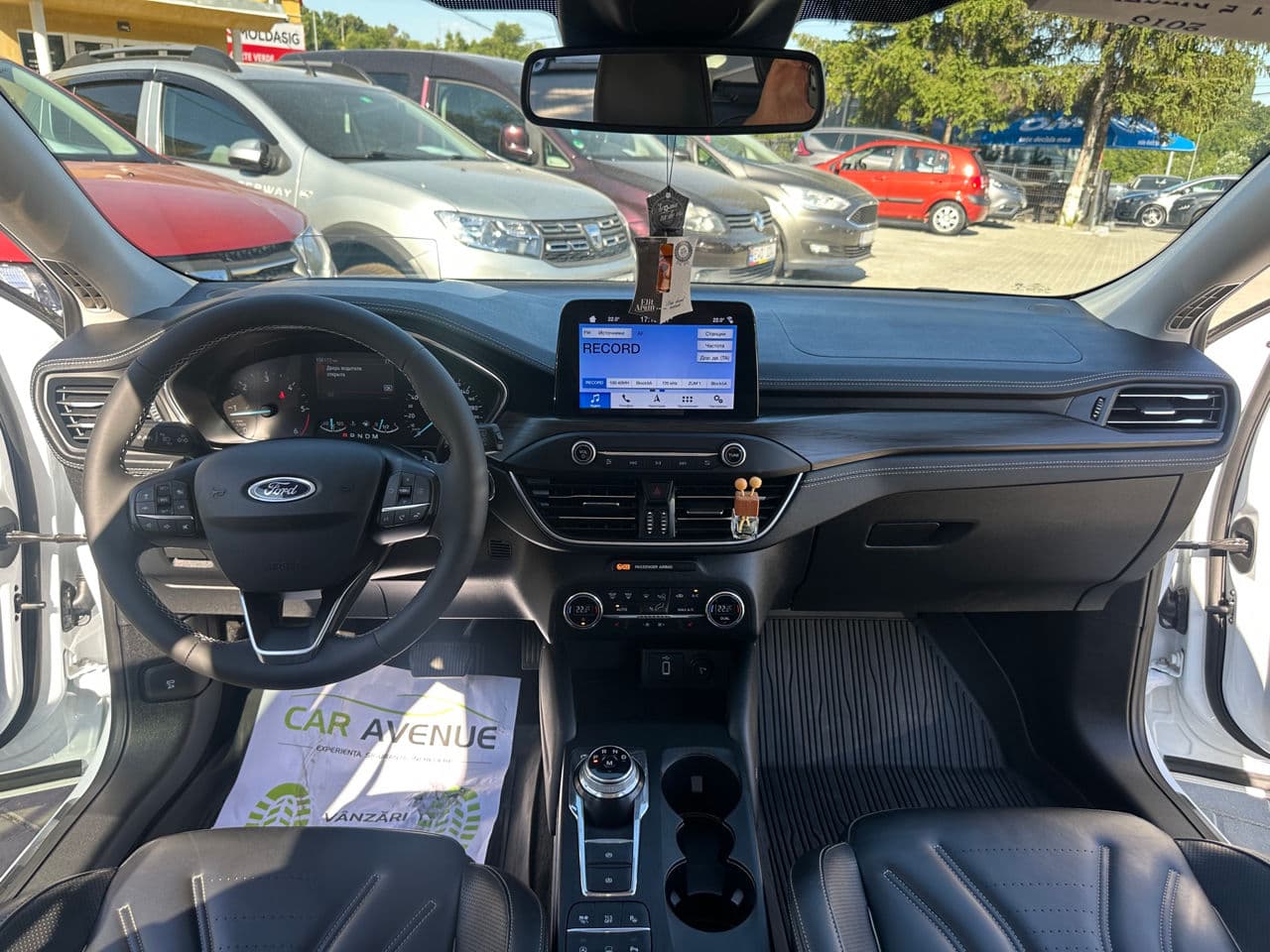 2018 Ford Focus — Miniatură 6