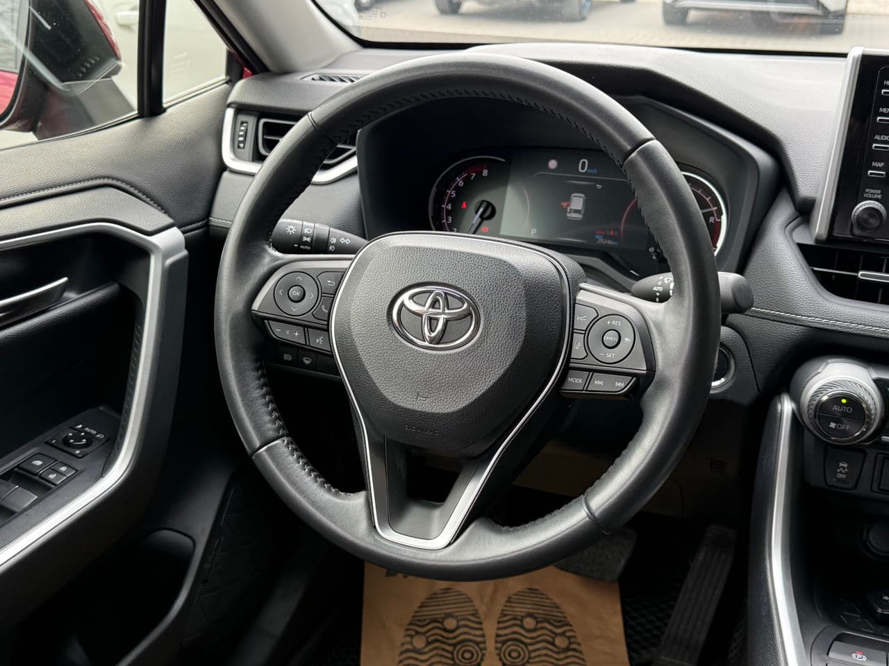 2021 Toyota Rav-4 — Miniatură 9