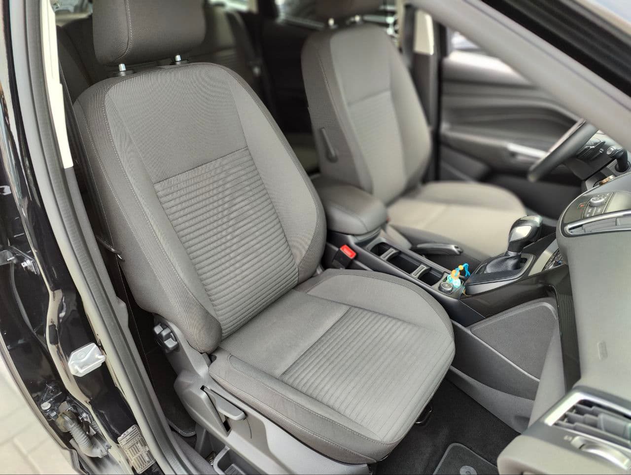 Ford C-MAX 2016 — Миниатюра 8