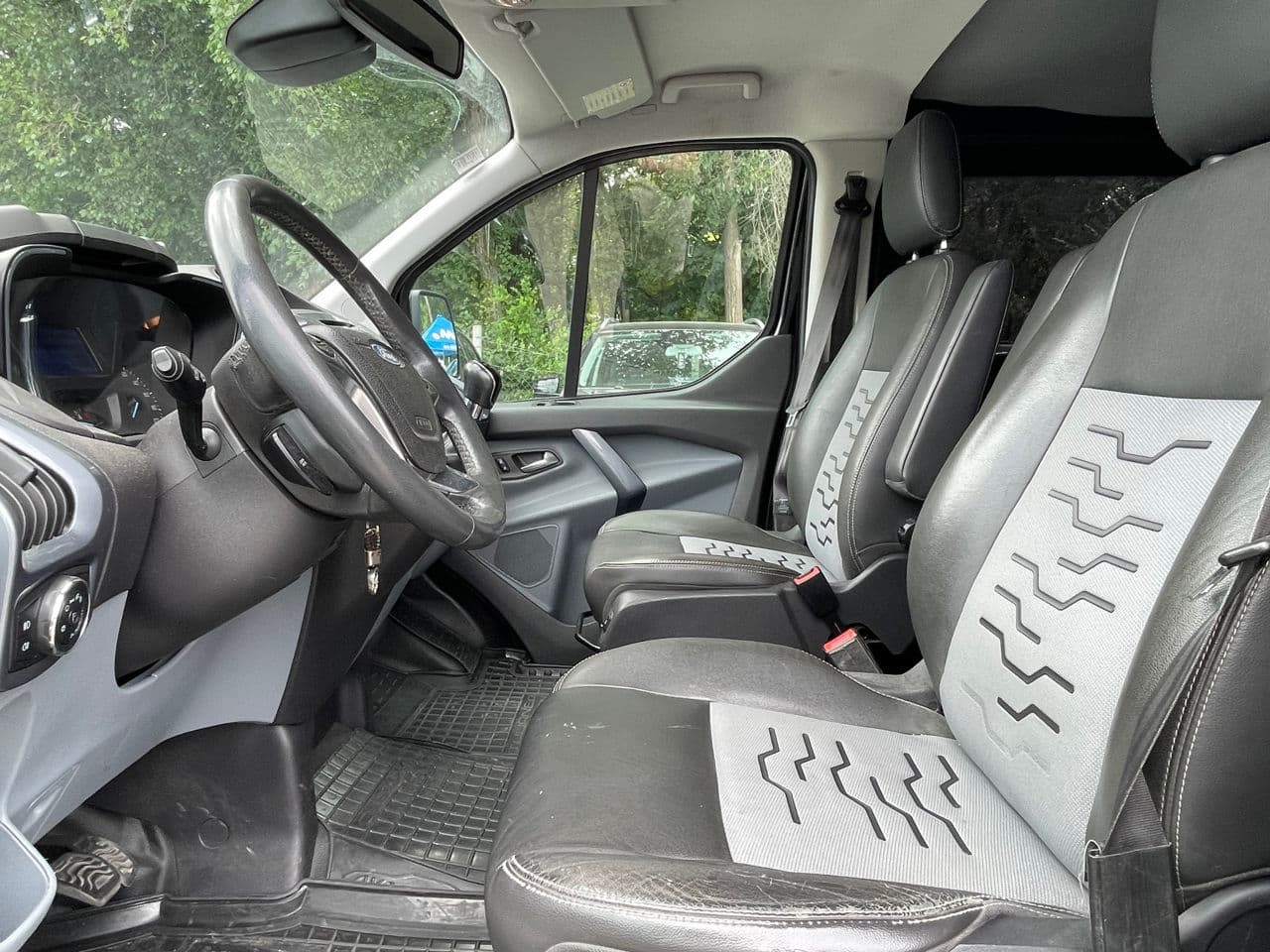 2013 Ford Transit — Miniatură 5