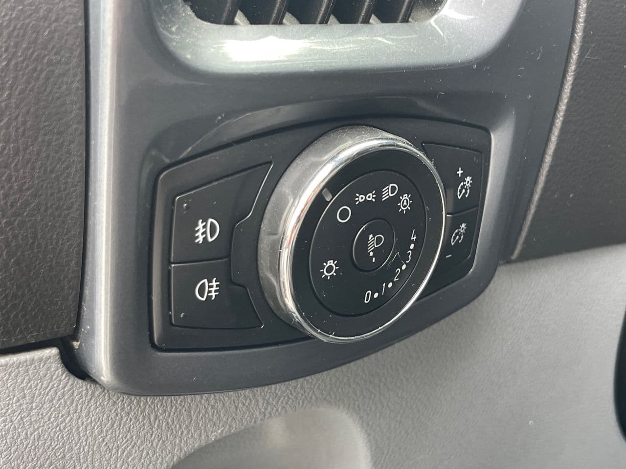 2013 Ford Transit — Miniatură 7