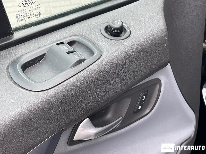 2013 Ford Transit — Miniatură 6