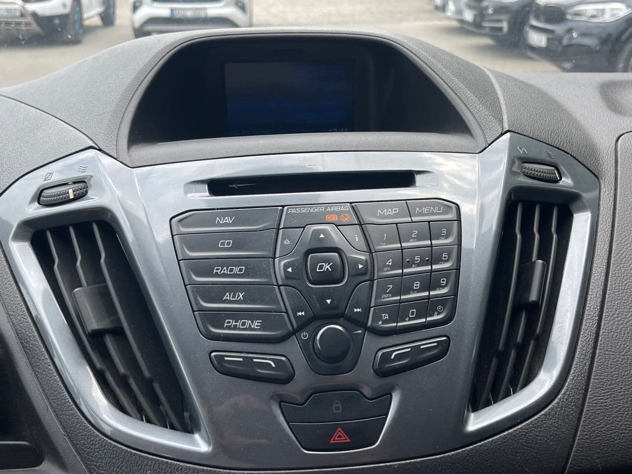 2013 Ford Transit — Miniatură 14