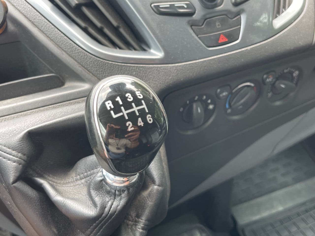 2013 Ford Transit — Miniatură 16