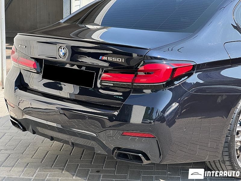 2020 BMW M550i — Miniatură 22
