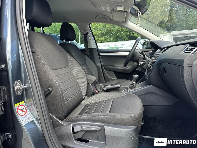 2019 Skoda Octavia — Miniatură 14