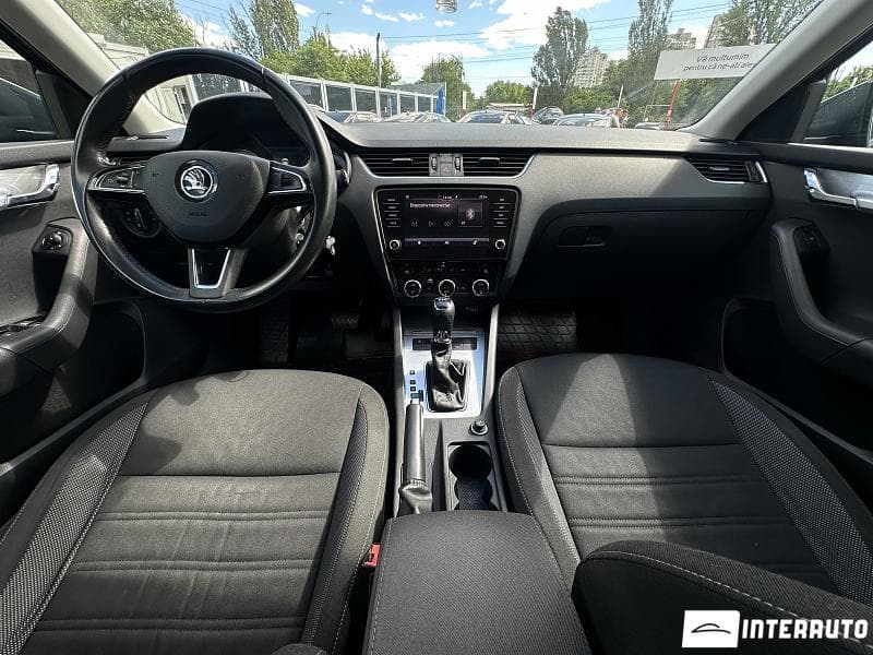 2019 Skoda Octavia — Miniatură 8