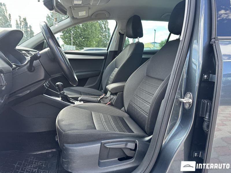 2019 Skoda Octavia — Miniatură 7