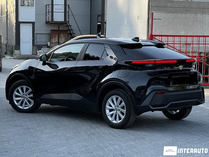 2024 Toyota C-HR — Miniatură 2