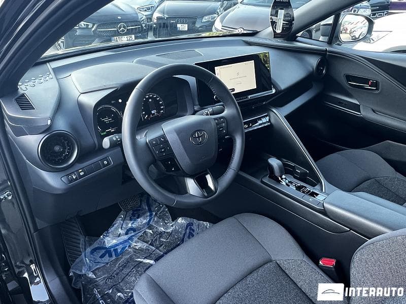 2024 Toyota C-HR — Miniatură 5