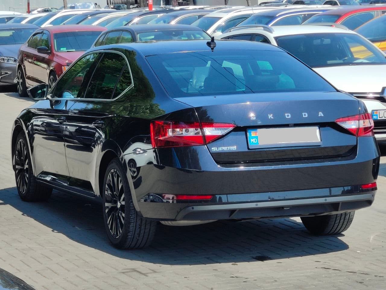 2020 Skoda Superb — Miniatură 4