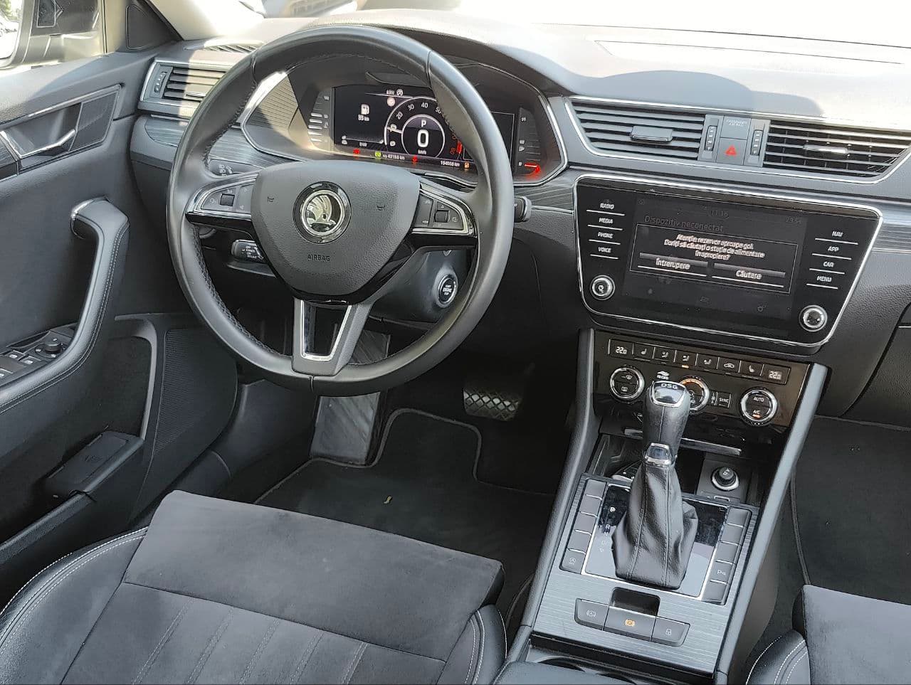 2020 Skoda Superb — Miniatură 11