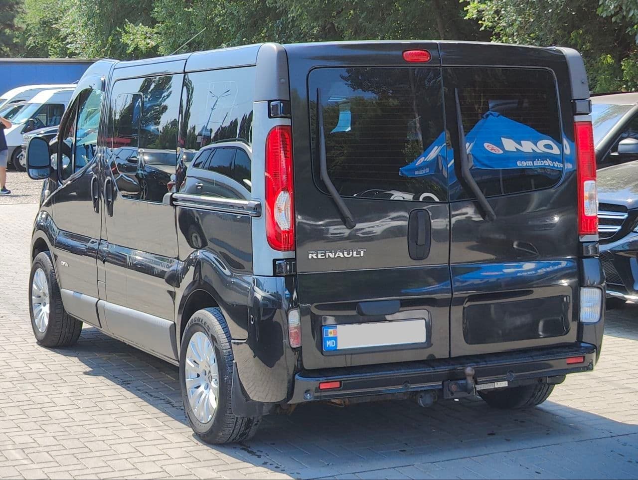 2009 Renault Trafic — Miniatură 4