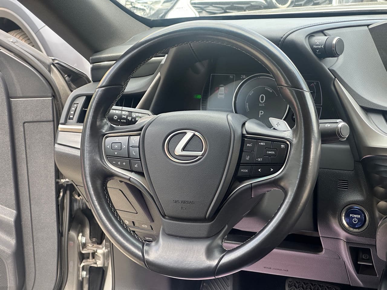 2019 Lexus ES 300h — Miniatură 7