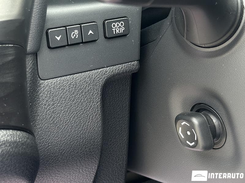 2019 Lexus ES 300h — Miniatură 9